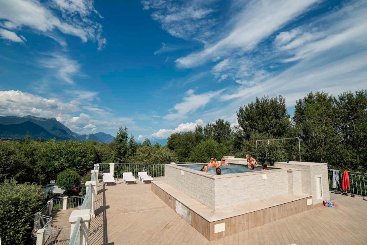 Mobilehomes In Pieve Vecchia - Norditalienische Seen 22044 Manerba del Garda Luaran gambar